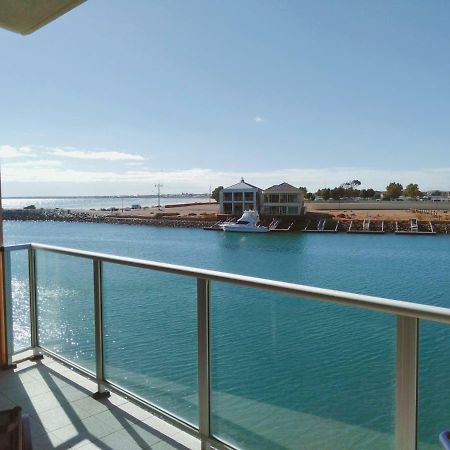 Wallaroo Marina Executive Apartments Ngoại thất bức ảnh