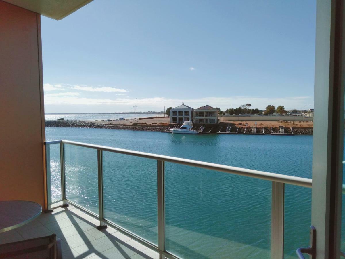 Wallaroo Marina Executive Apartments Ngoại thất bức ảnh