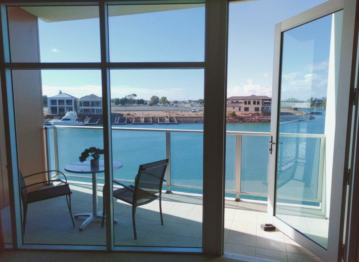Wallaroo Marina Executive Apartments Ngoại thất bức ảnh